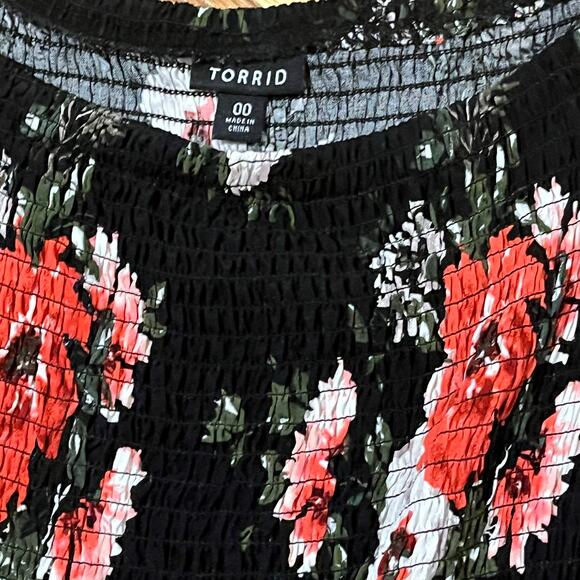 Torrid Black Floral Hi Lo Off Shoulder Dress Size 00 - Picture 7 of 11